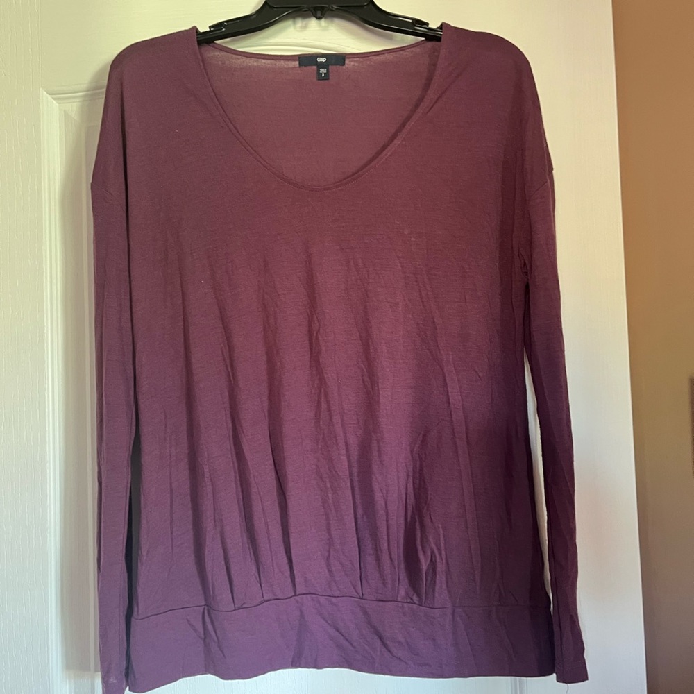 NWOT - GAP Deep Burgundy Tee